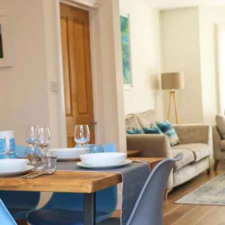 بيت للعطل Townhouse, Close To Harbour بادستو